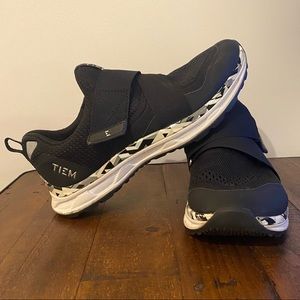 Tiem Spin Shoes - Size 8